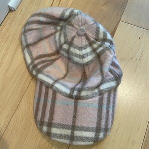 Burberry pink hat